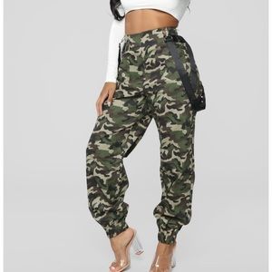 Fashion Nova Cargo Pants Camo